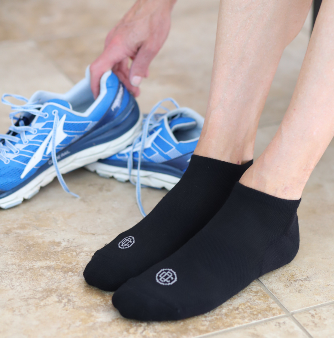 Compression Low Cut Ankle Socks (10-20 mmHg)